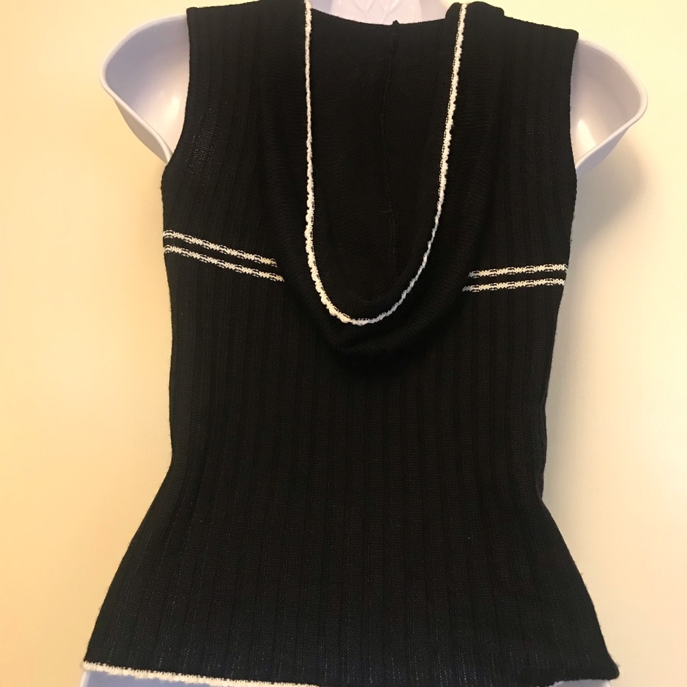 SUGAR XX, black hooded top
